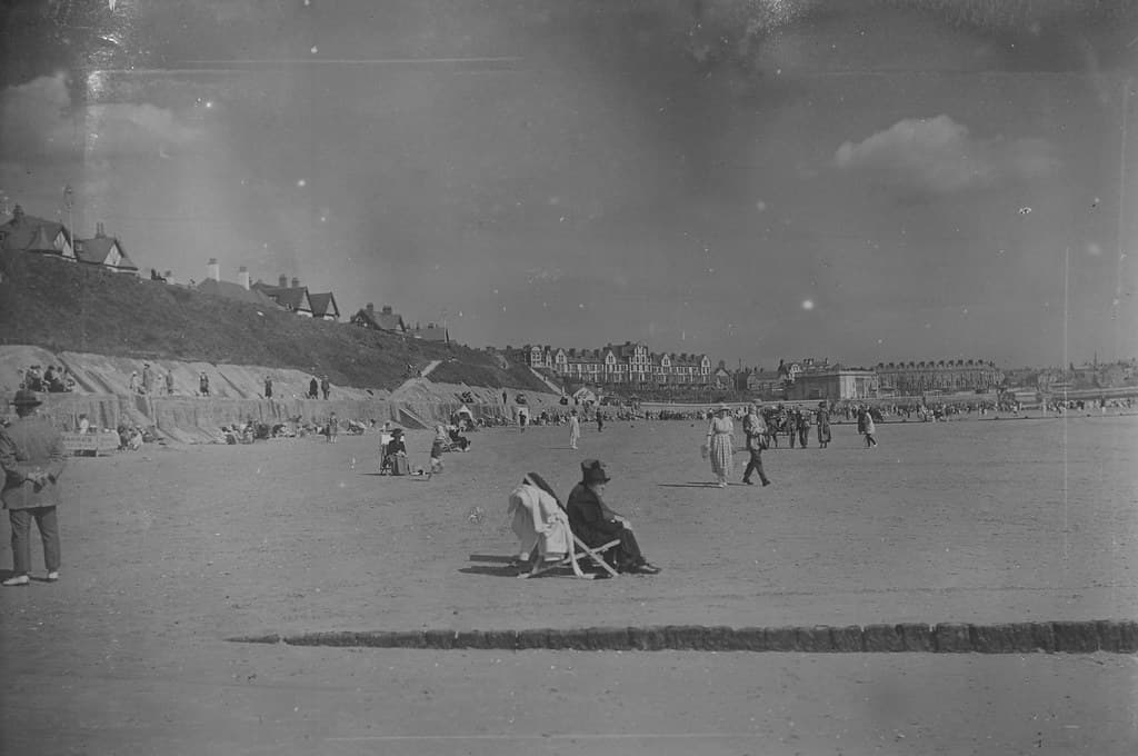 Auburn Sands — photo by East Riding Archives