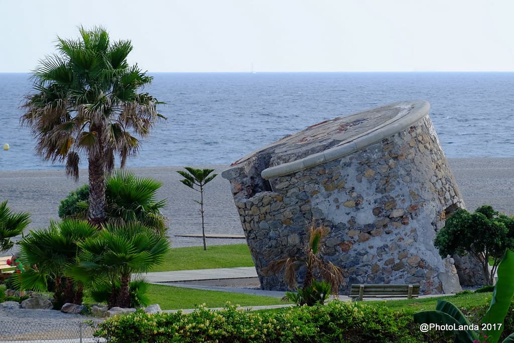 Playa de Castell de Ferro — photo by PhotoLanda