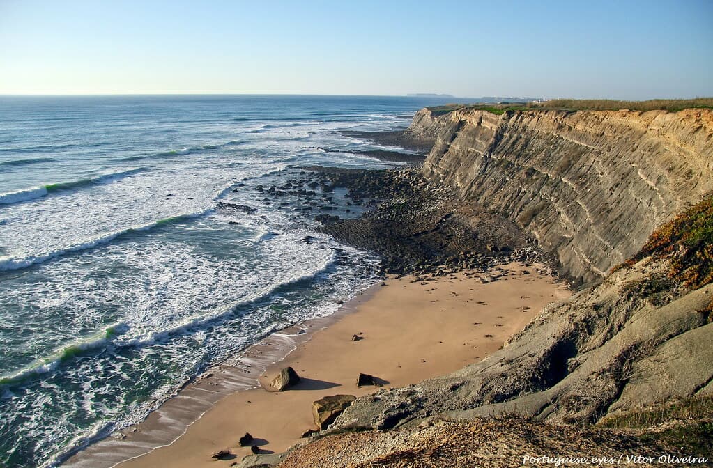 Praia da Foz do Arelho — photo by Portuguese_eyes
