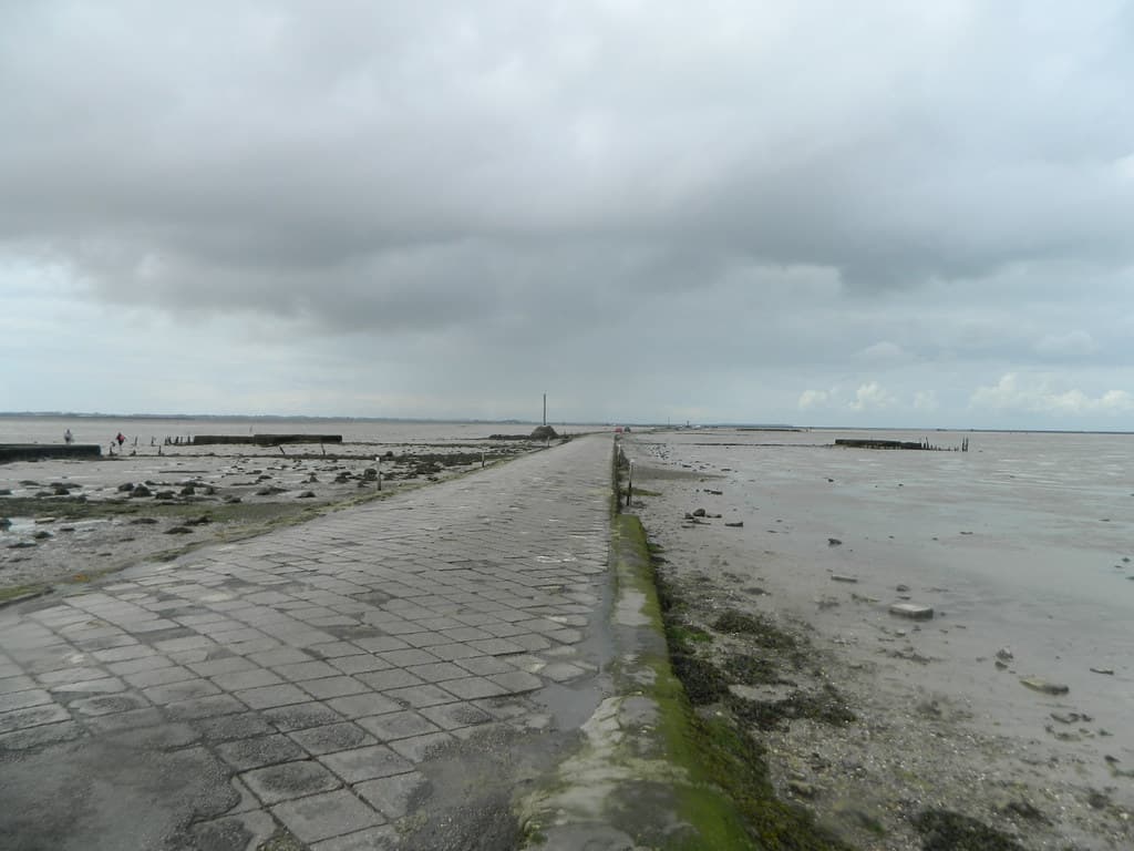 Plage des Onchères — photo by Ruben Holthuijsen