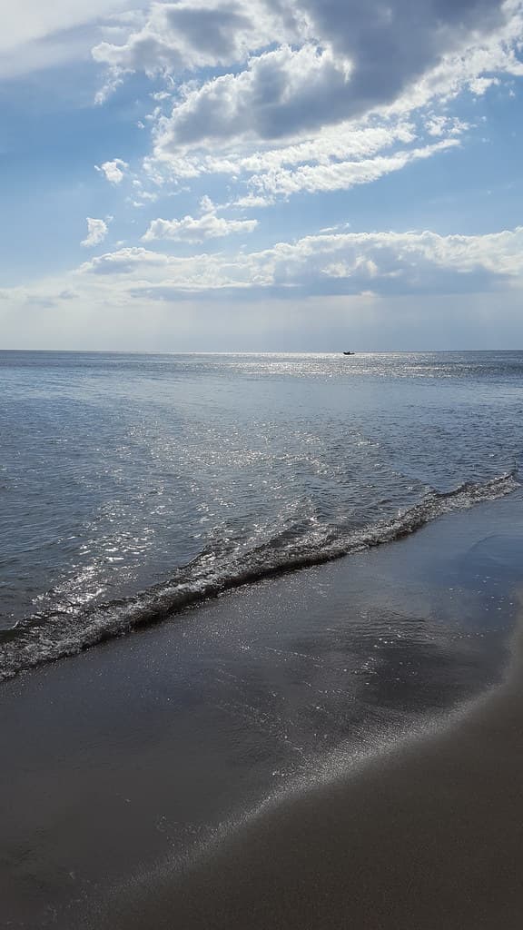 Rana e Hedhun Beach — photo by openstreetmap_albania