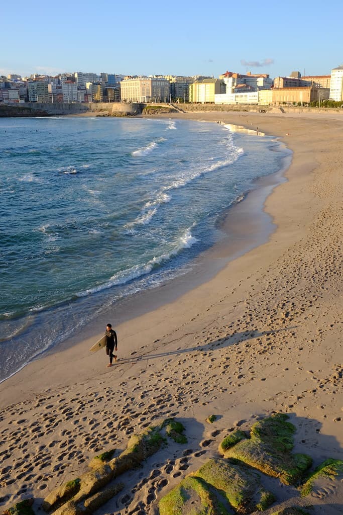 Praia de Riazor — photo by Woopi