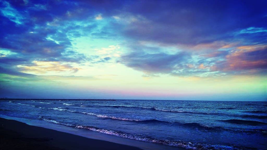 Playa de Massalfassar — photo by Juliogmilat Fotografía