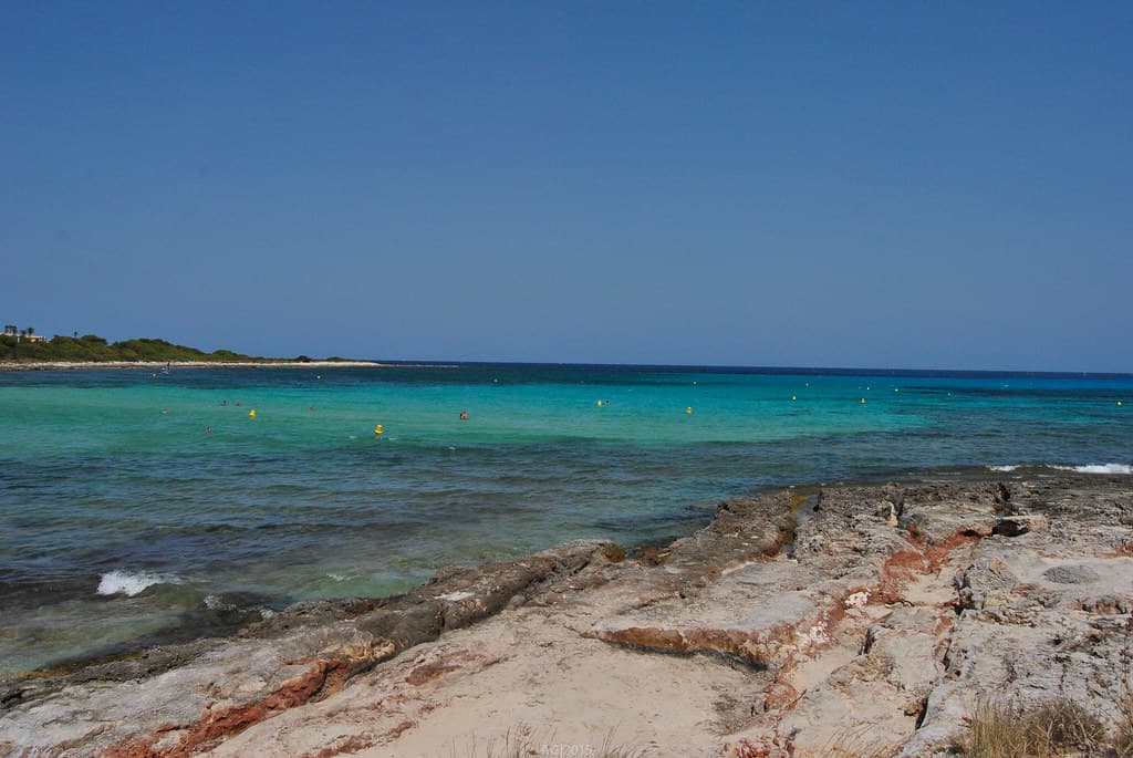 Binibeca Nou Beach — photo by angelaguedes