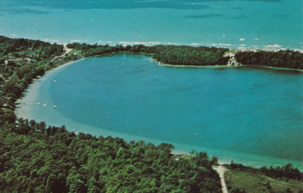 NW ARCADIA Elberta Frankfort MI HISTORIC WATERVALE INN & RESORT celebrating 100 years in 2017 at Lower Herring Lake & near Camp Lookout & the historic Herring Creek Spillway 30-3