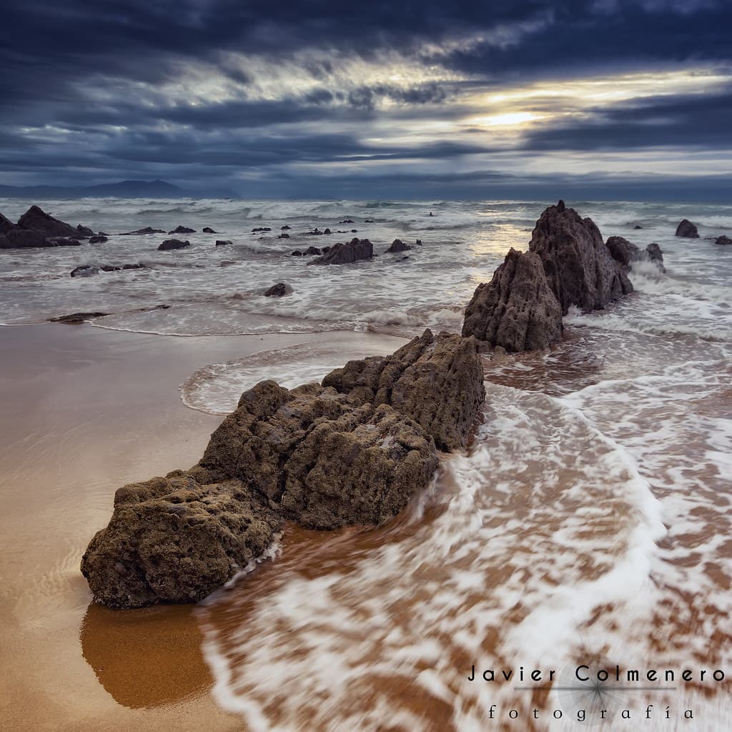 Armintza Beach — photo by Javier Colmenero