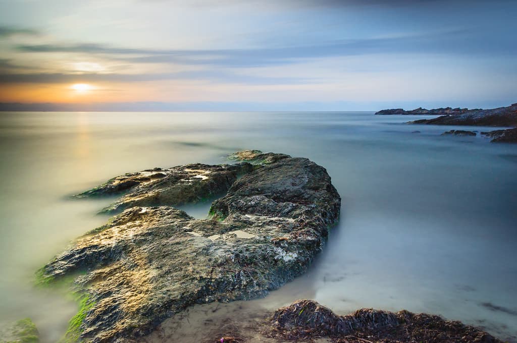 Playa Les Amplaries — photo by Jorge Donaire