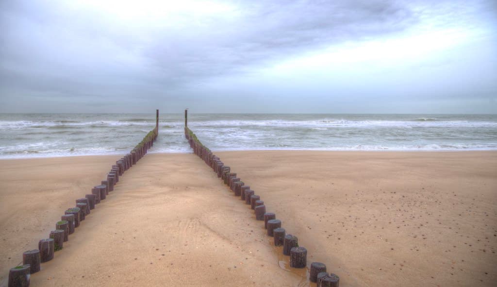 Oostkapelle Beach — photo by blavandmaster