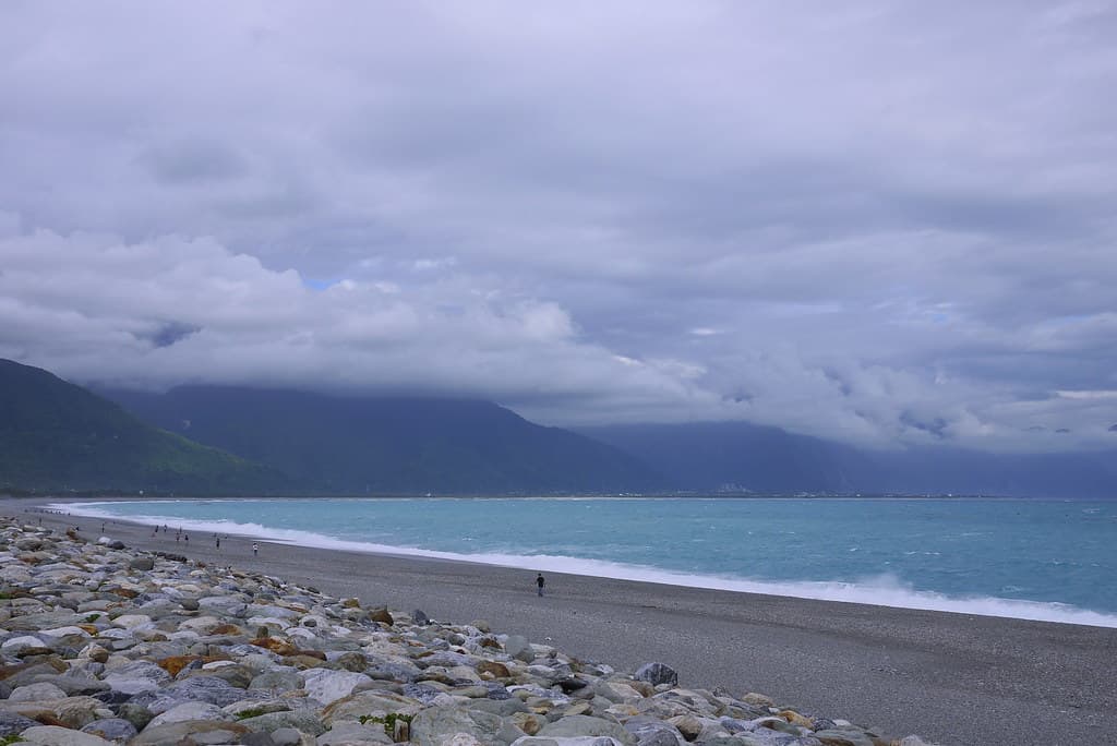 Shitiping Beach — photo by Ann HS.Photography