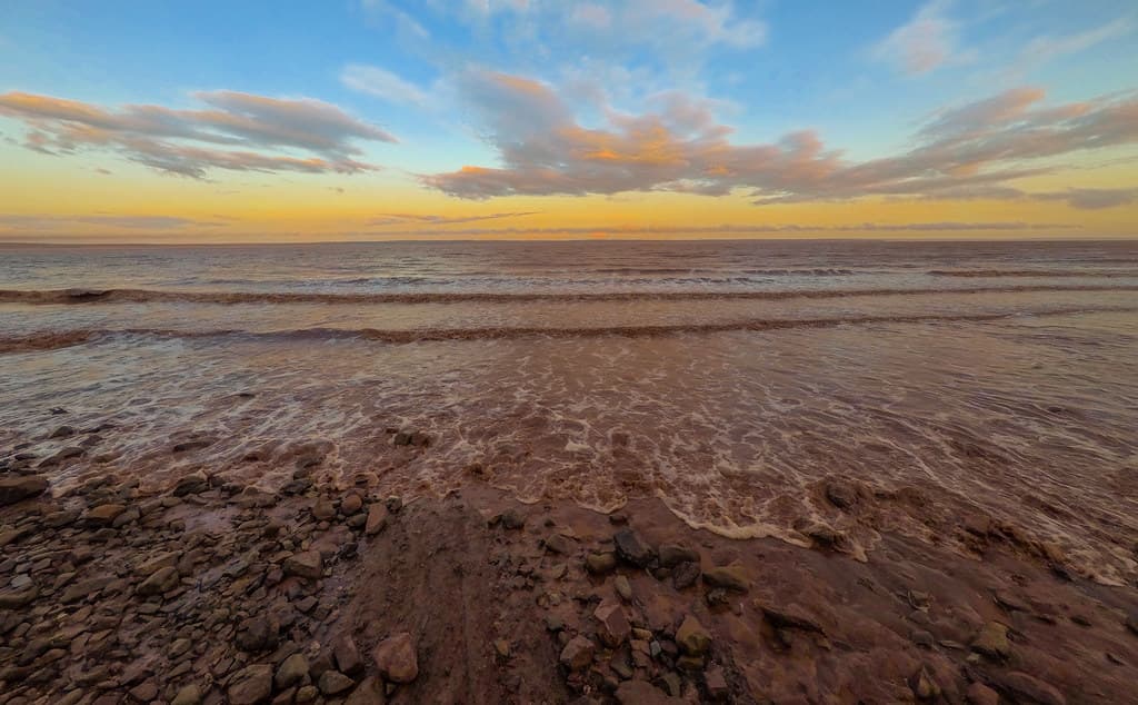 Waterside Beach — photo by jaredrover
