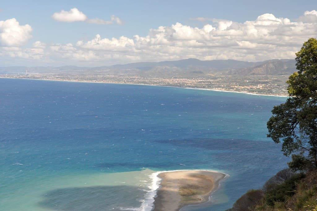 Mongiove Beach — photo by liakada-web