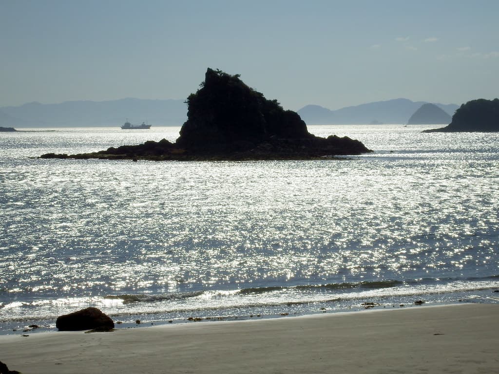 Yura Coast — photo by : : Ys [waiz] : :