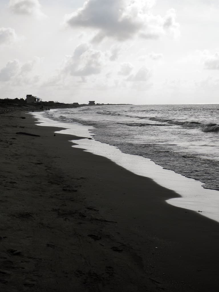 Black & White beach