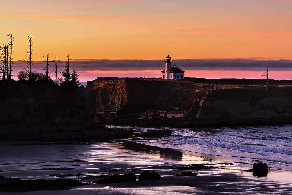 Lighthouse Beach (Coos Bay)