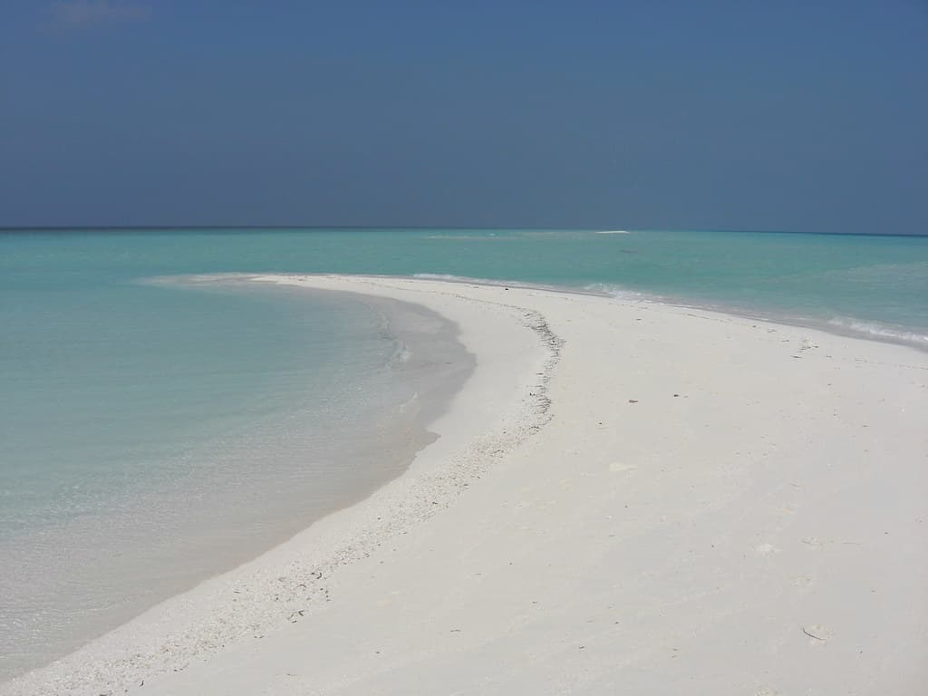 Kuramathi North Sandbank — photo by Olivier Bruchez