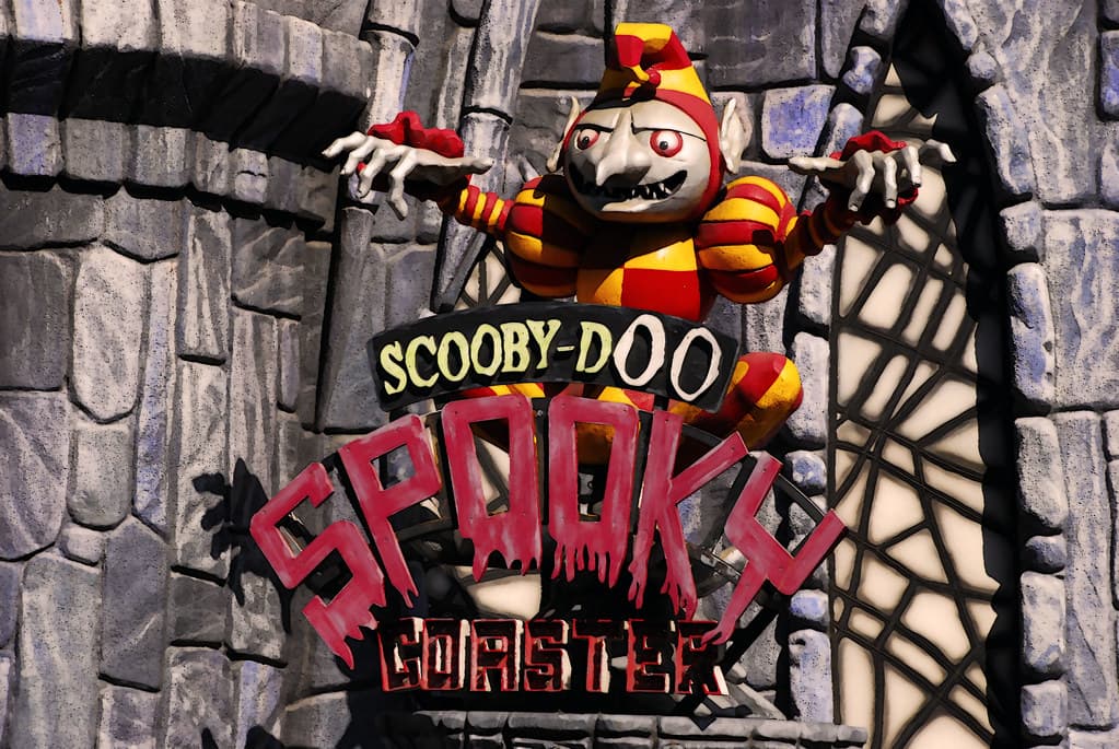 Scooby Doo's Spooky Coaster
