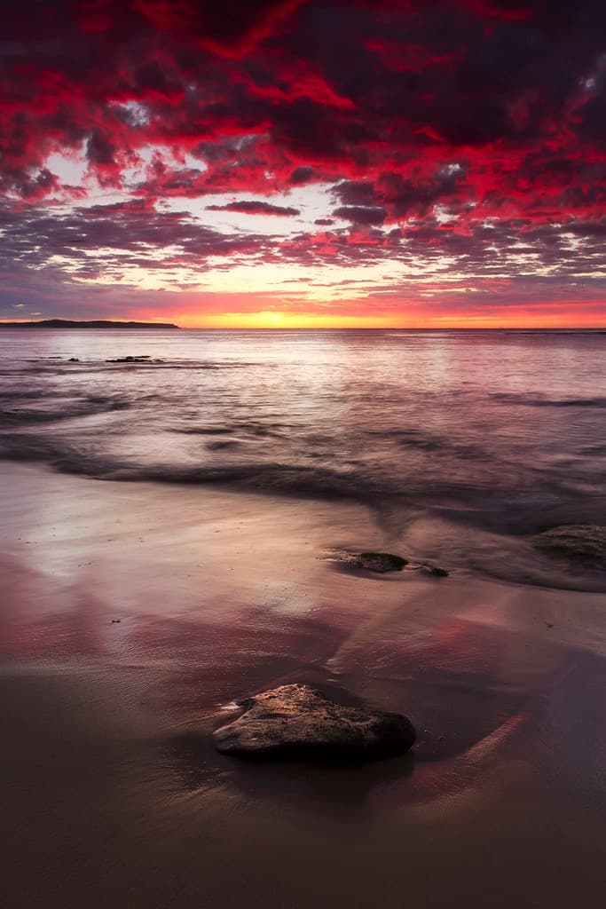 Red Rocks Beach