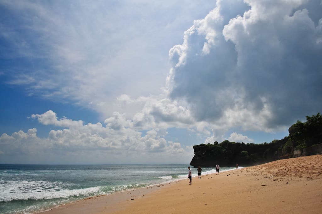 balangan beach