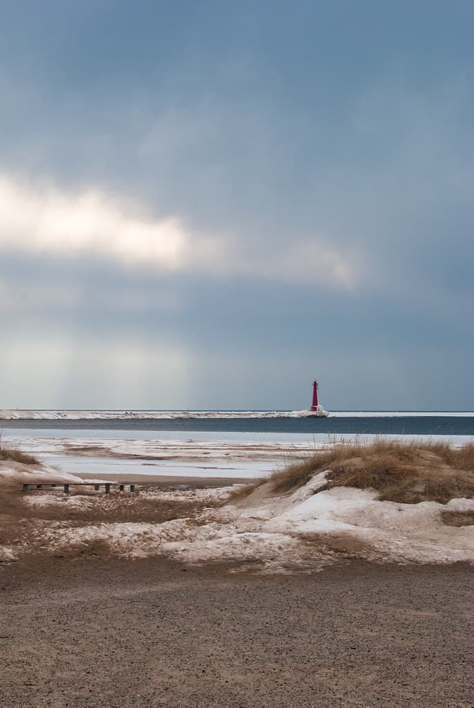 Muskegon State Park Beach — photo by asrai