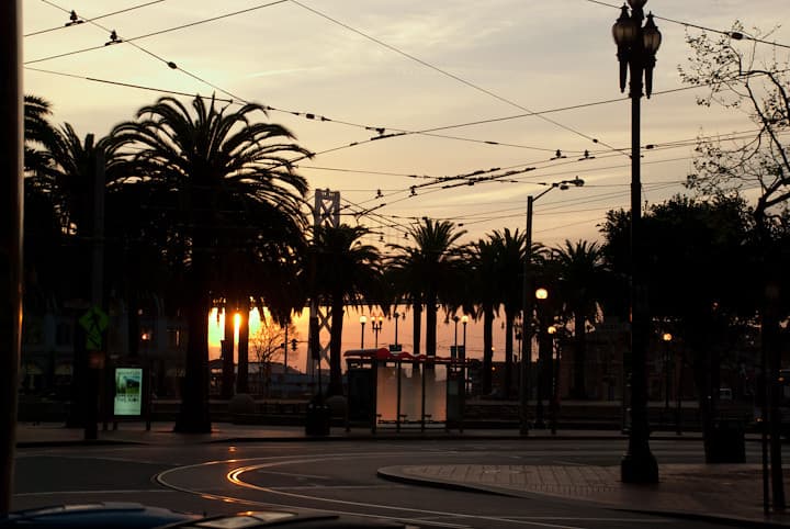 Embarcadero Walk to Vesuvio