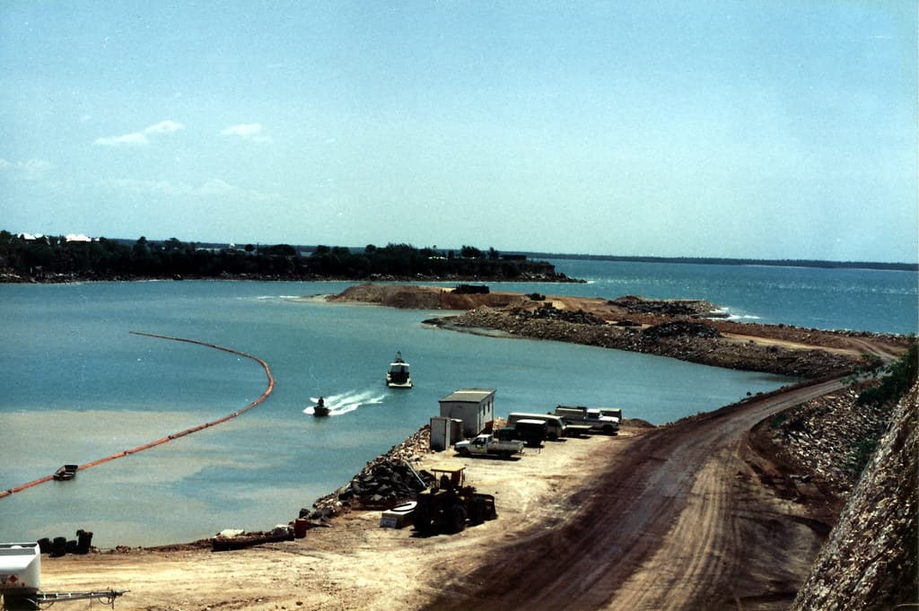 Photograph 0399 - Darwin's Cullen Bay Development 1993