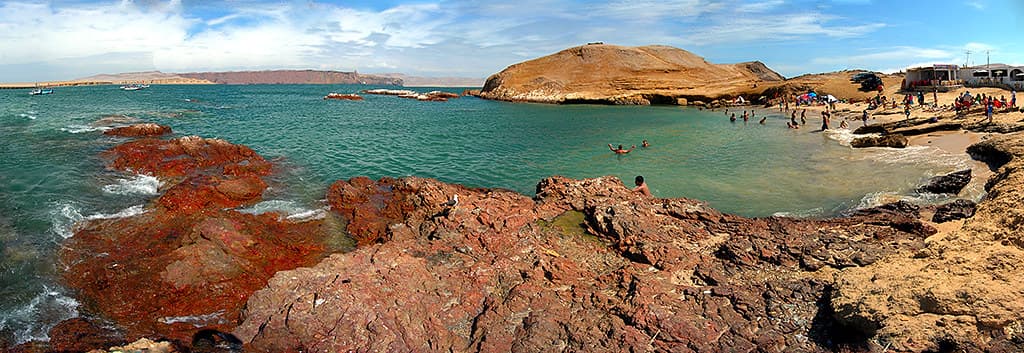 Playa Lagunillas, Paracas, Peru