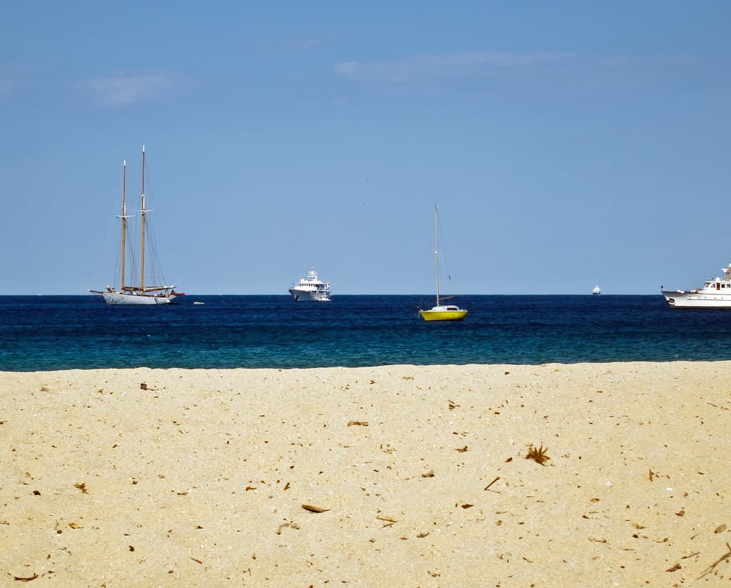 Plage de Beauvallon — photo by Nataraj Metz