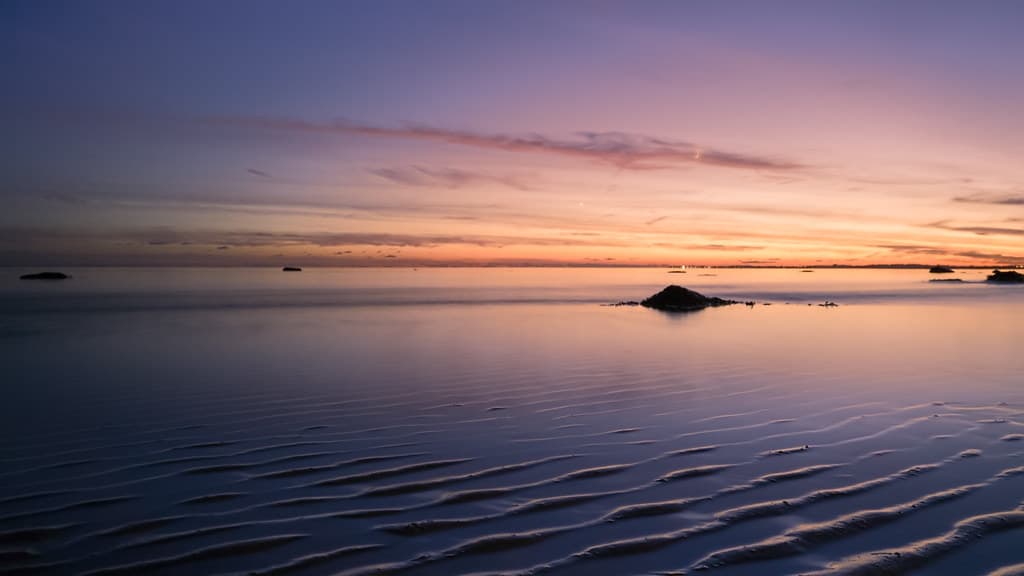 Felpham Beach — photo by sagesolar