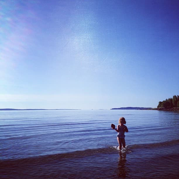 Bastøya Beach — photo by mortsan