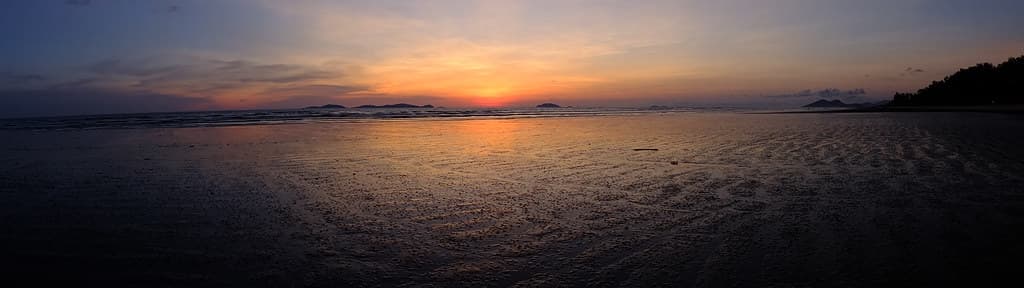 Myaing Gyi Beach