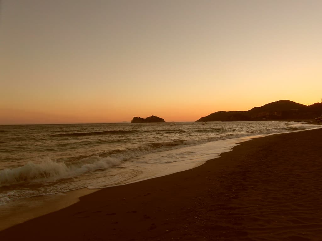 Aşı Koyu Beach — photo by .Martin.