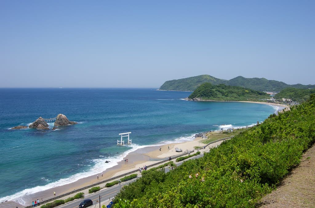 Sakurai Futamigaura Beach — photo by yuki5287