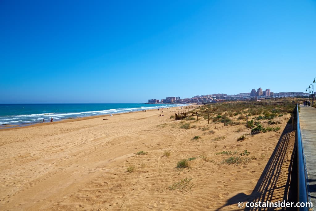 Playa Centro Guardamar — photo by costainsider