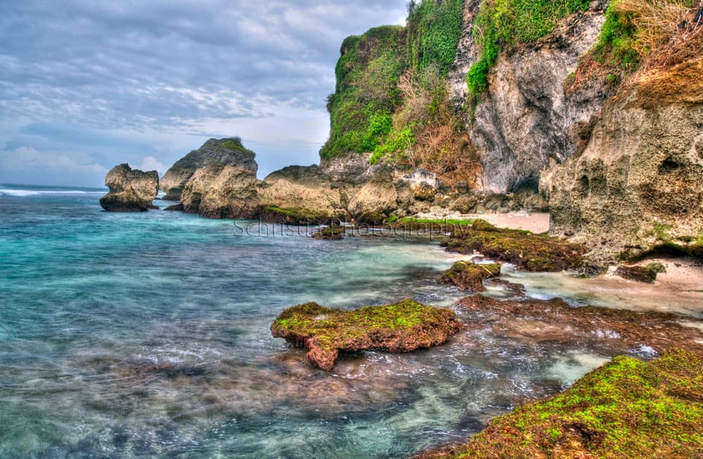 Suluban Beach