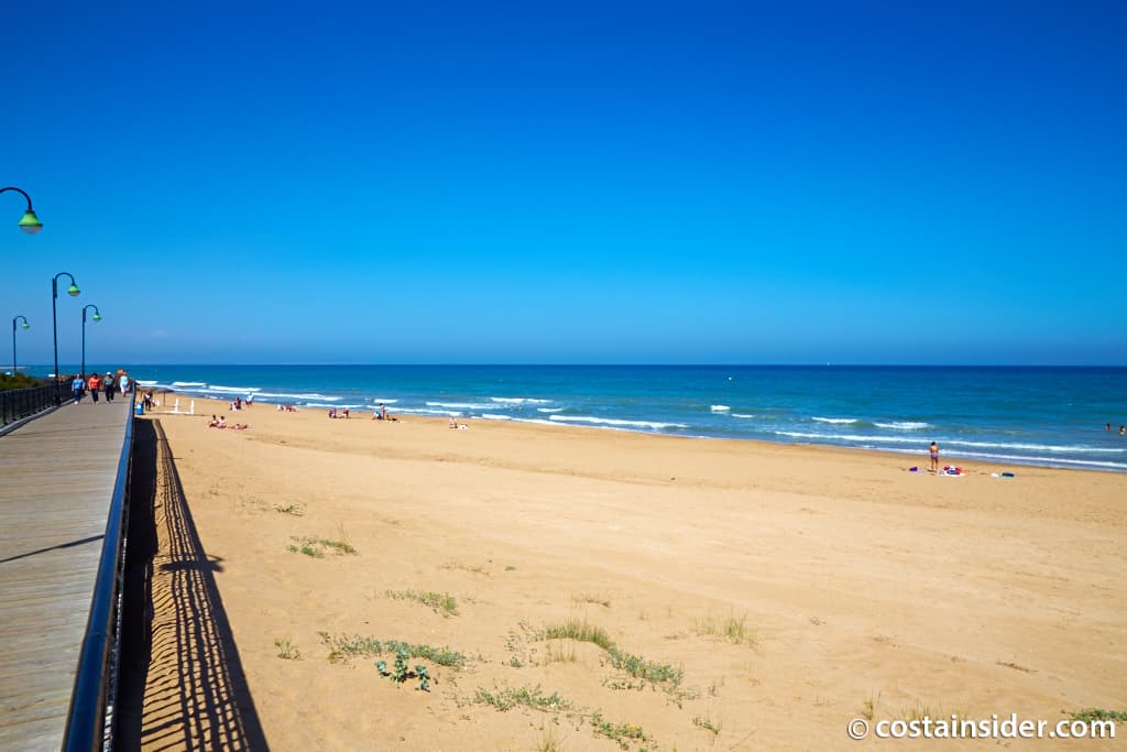 Playa Centro Guardamar — photo by costainsider