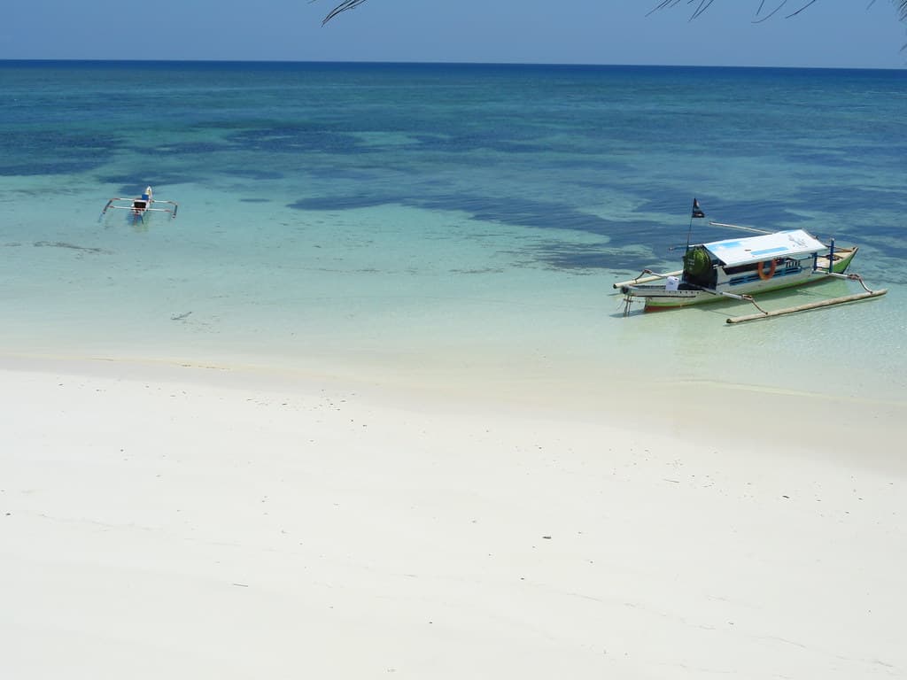 Pantai Liang Kareta, Pulau Pasi, Selayar Island, Sulawesi