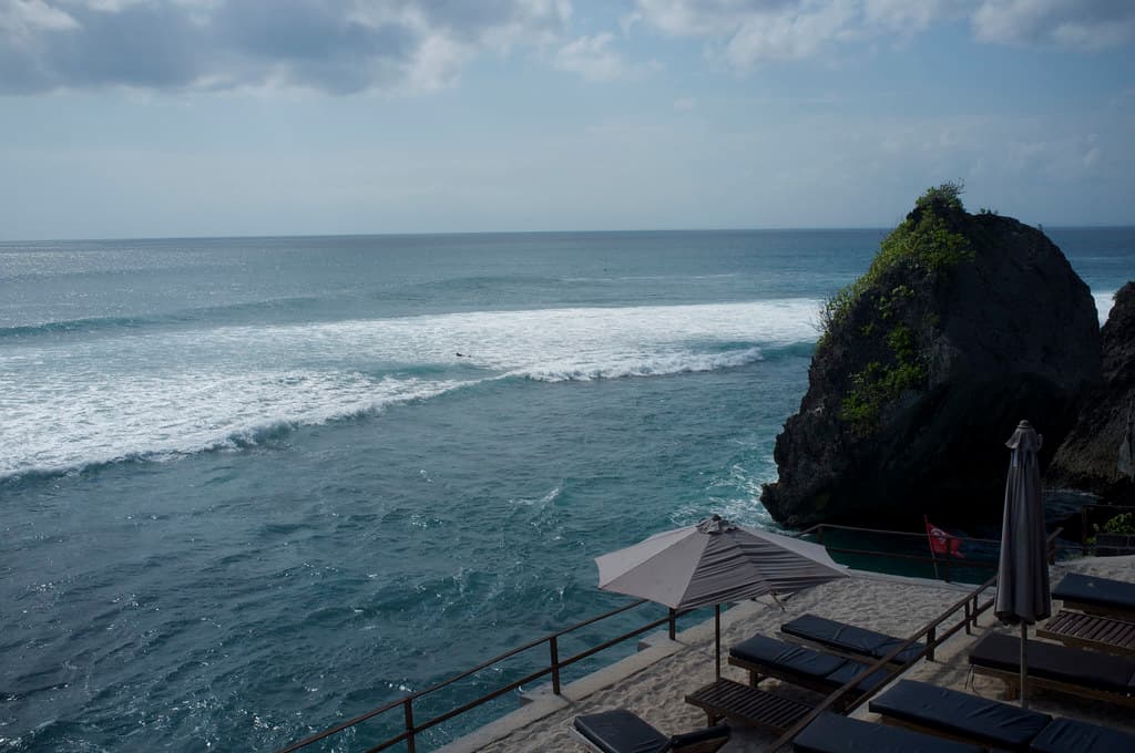 Suluban Beach