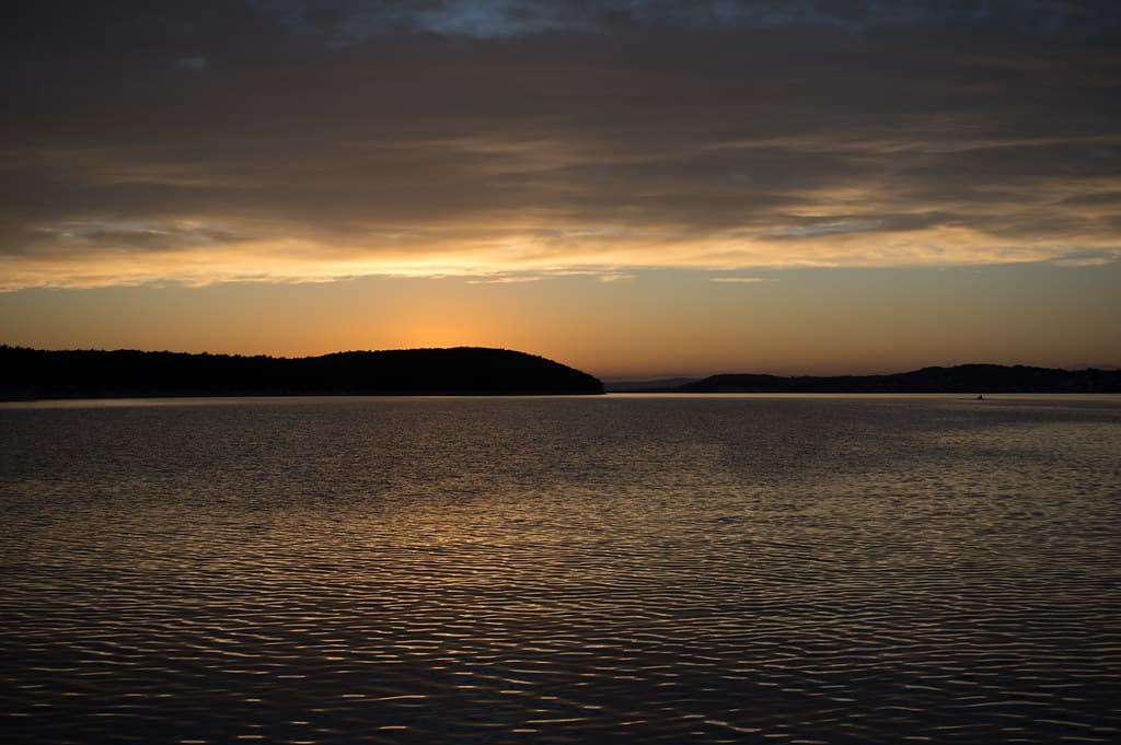 Jakišnica Beach — photo by Povl