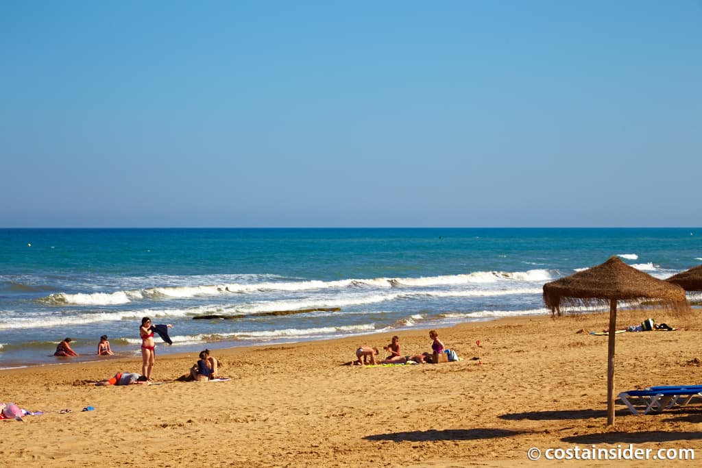 Playa Centro Guardamar — photo by costainsider