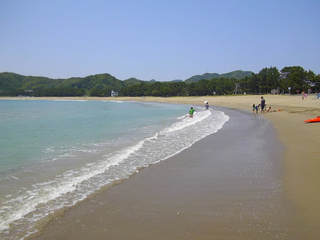 Nakagi Beach — photo by izunavi
