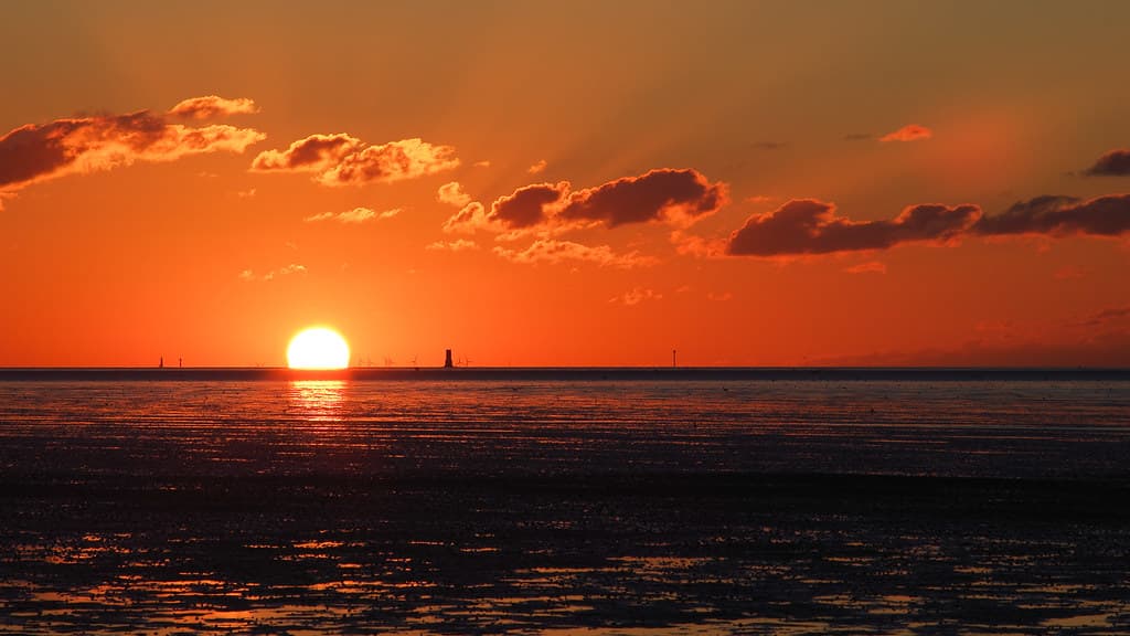 Dorum-Neufeld Beach — photo by Silaris Inc.