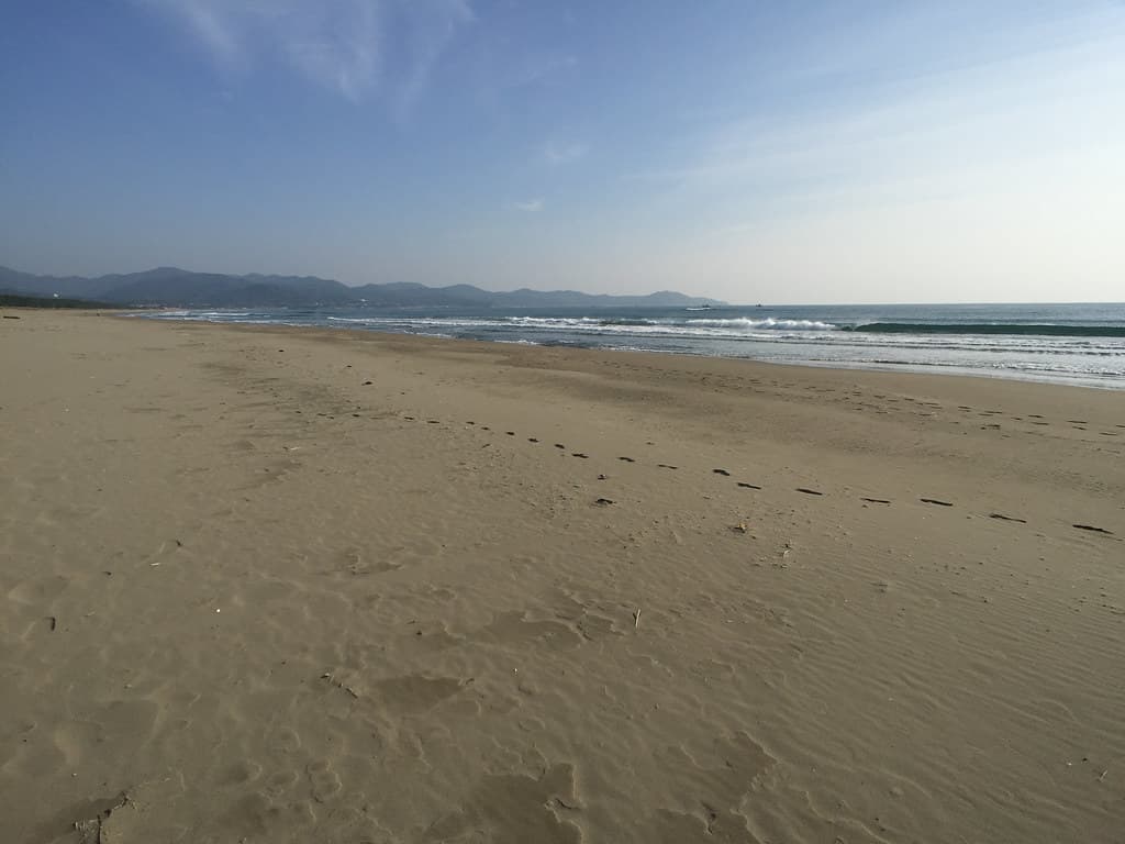 Hirano Beach — photo by Shigeyama