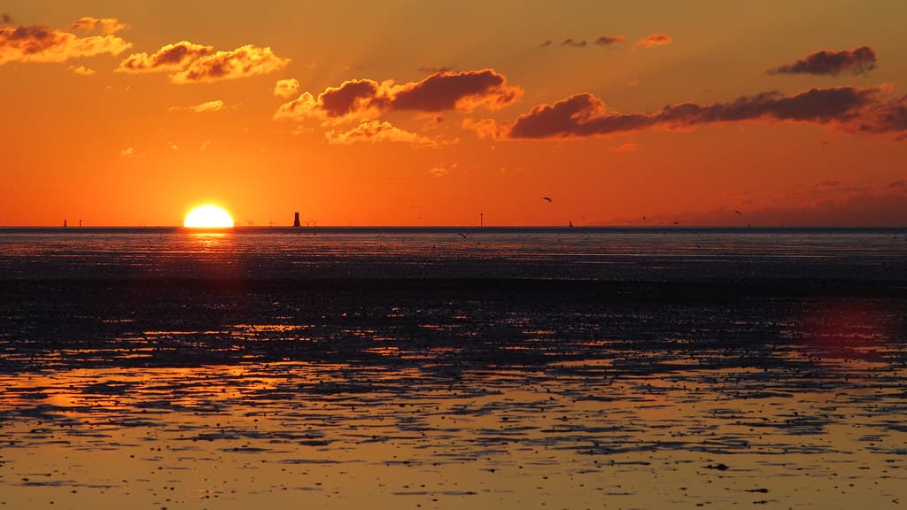 Dorum-Neufeld Beach — photo by Silaris Inc.