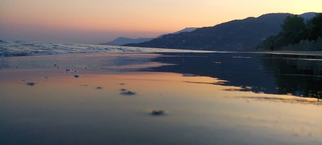 Plage de Garavan