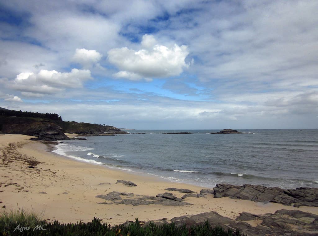 Praia de Rueta — photo by Agus MC