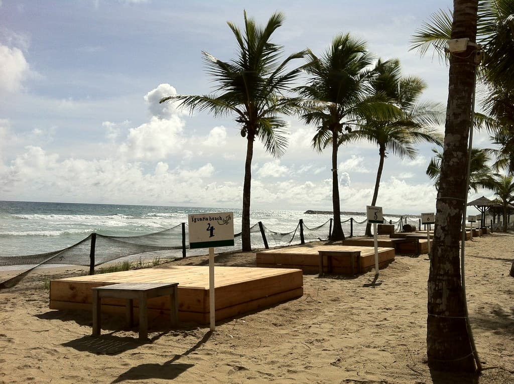 Playa Moreno — photo by huguito