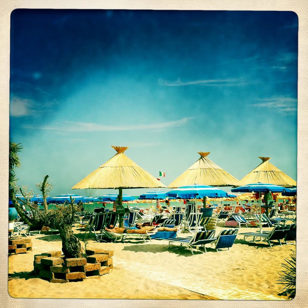 Alba Adriatica Beach — photo by Nicola Brunetto