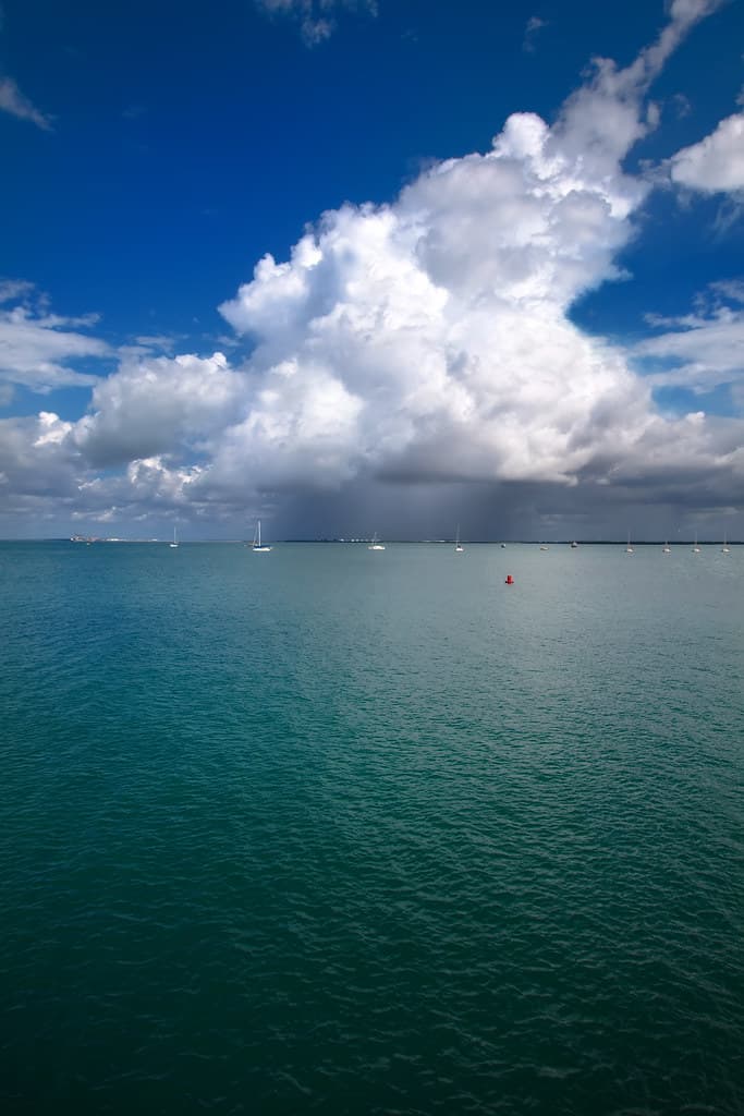 'Man-O-War', Australia, Northern Territory, Darwin,  Harbor Clouds