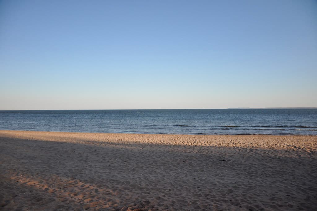 Beach at Wolfe's Pond Park