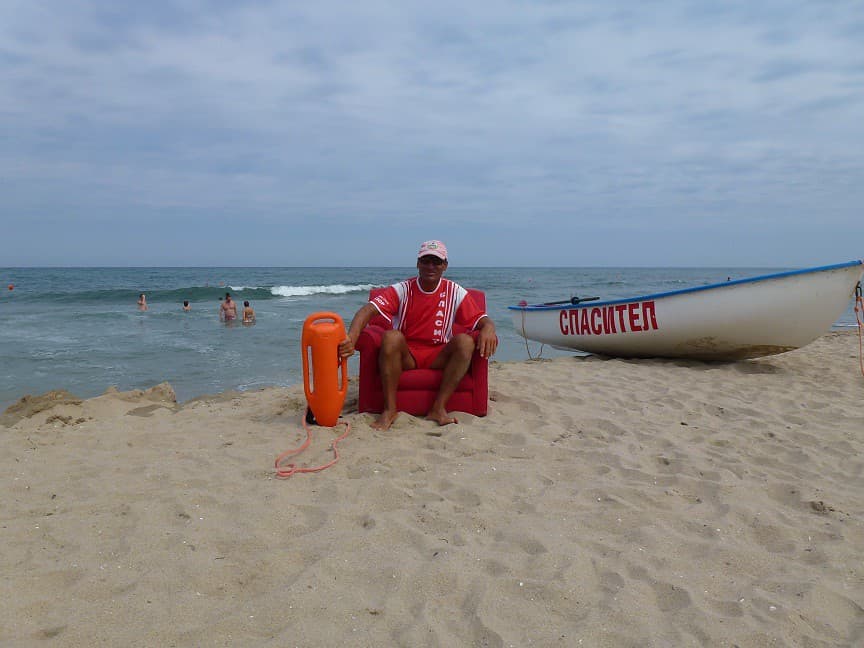 Irakli Beach — photo by Sofas And Stuff